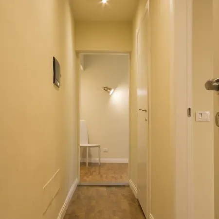 بيت ضيافة Flr - Suite In San Lorenzo فلورنس
