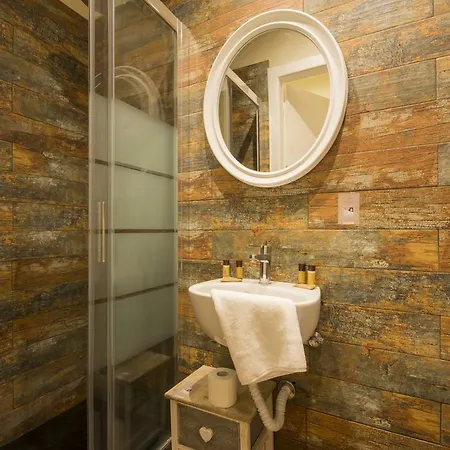 بيت ضيافة Flr - Suite In San Lorenzo