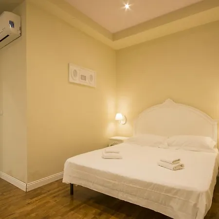 Flr - Suite In San Lorenzo *